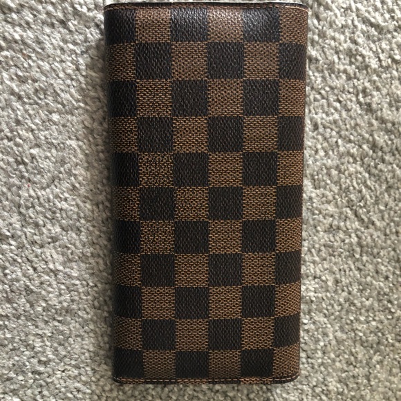 Louis Vuitton Emilie Wallet - Picture 4 of 4